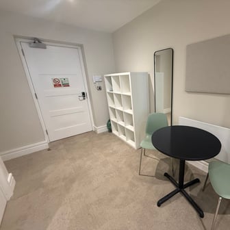 Gold Room - Image 14